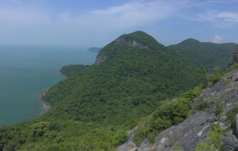 Limestone rock formations at Koh Wua Talab in Ang Thong National Marine Park