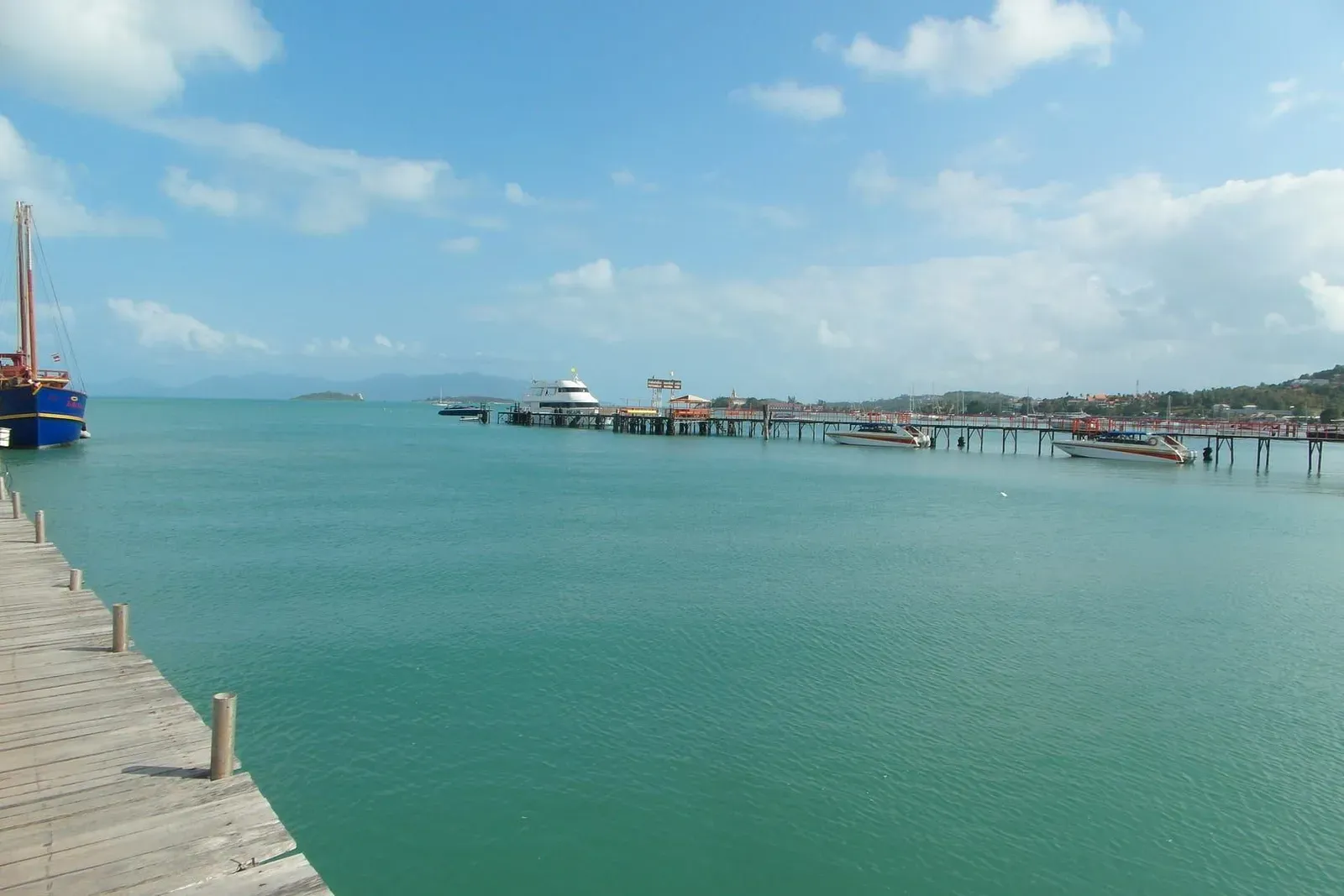 Coastal view along Koh Samui's north coast near the Big Buddha and Bang Rak Pier area