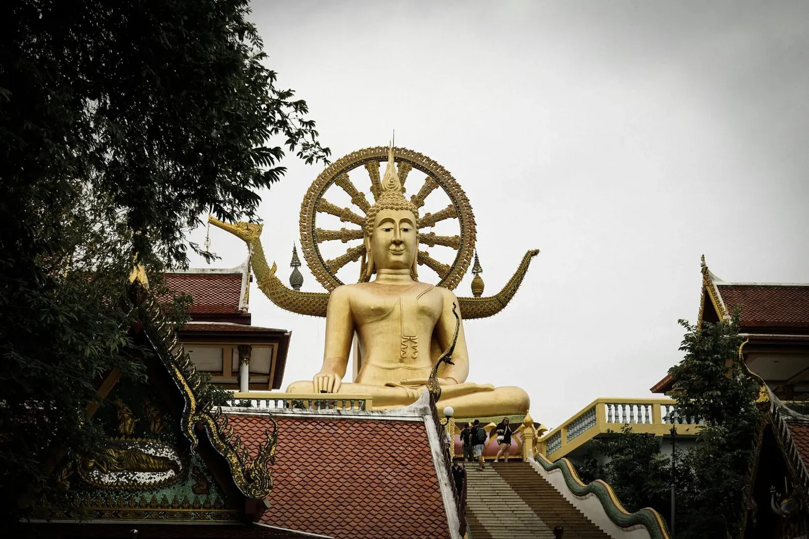 Golden Big Buddha statue at Wat Phra Yai temple, a highlight of any Koh Samui itinerary