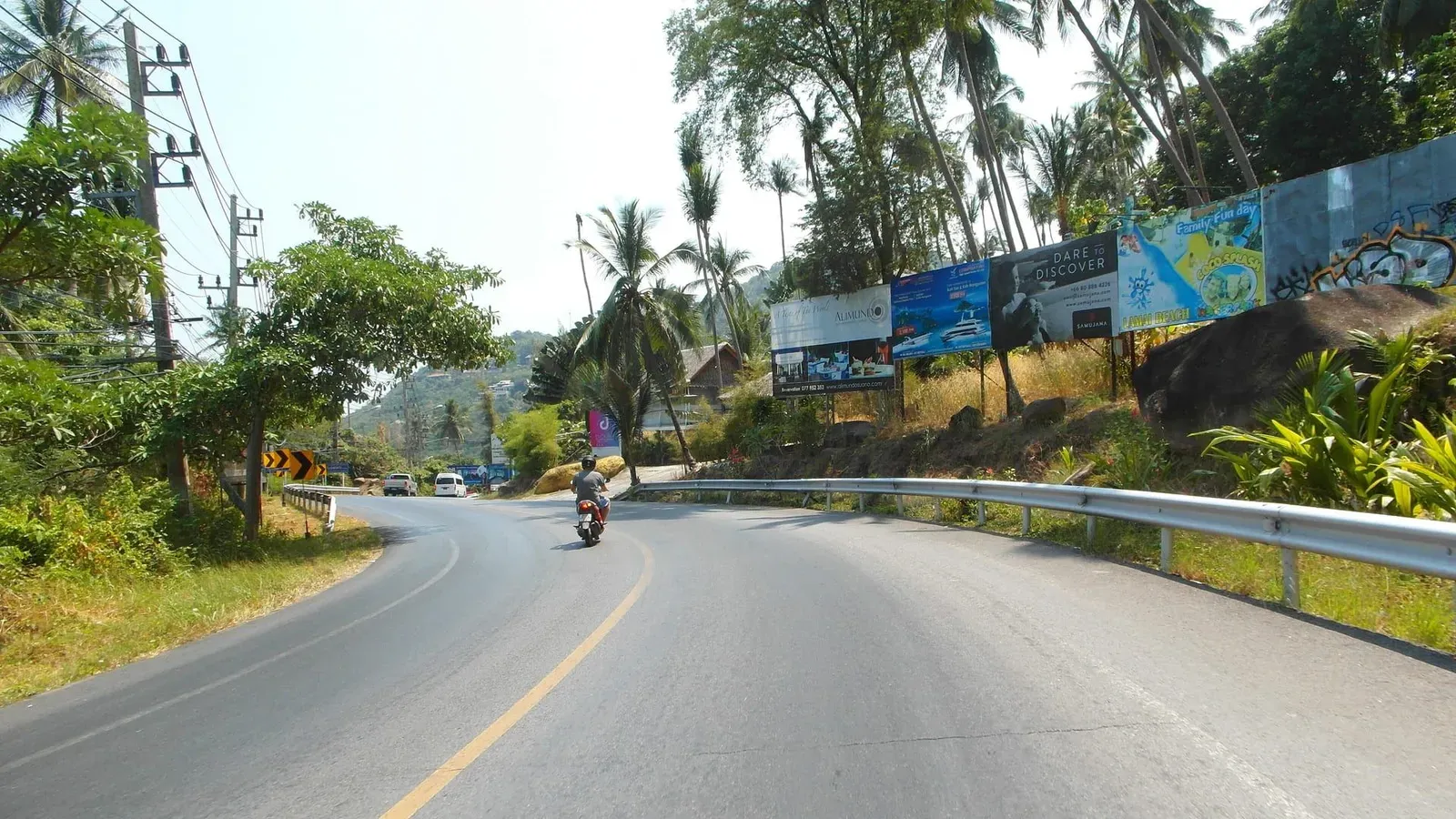 Coral Cove to Silver Beach: Koh Samui's Boulder-Hopping Coastal Walk