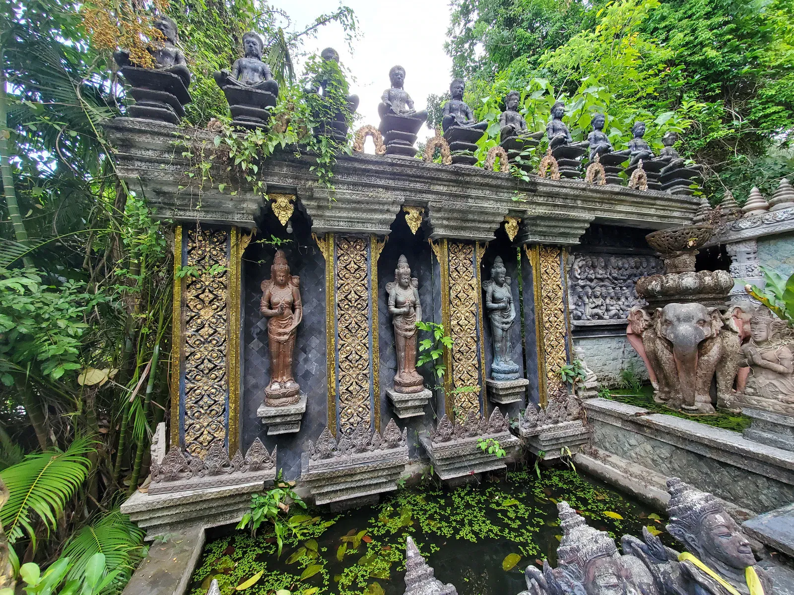 Dusit Dhewa, Lipa Noi — Koh Samui's Southeast Asian Art Park