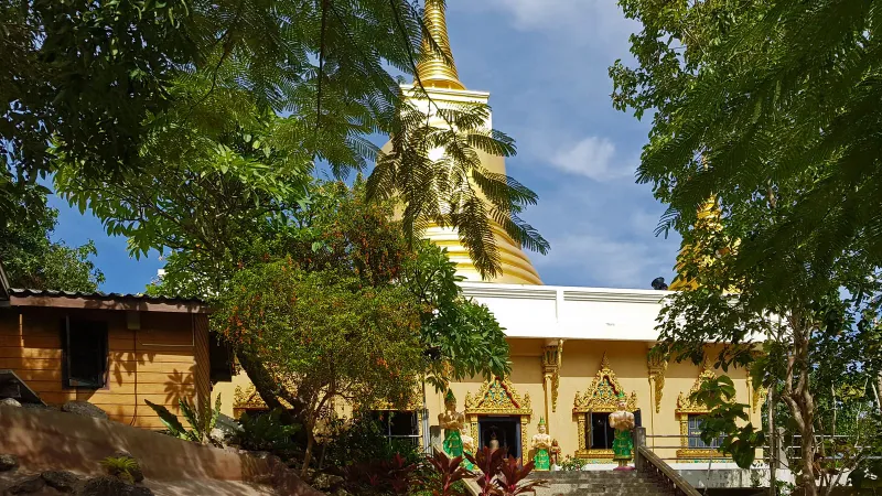 Wat Chaeng: La antigua puerta de Nathon