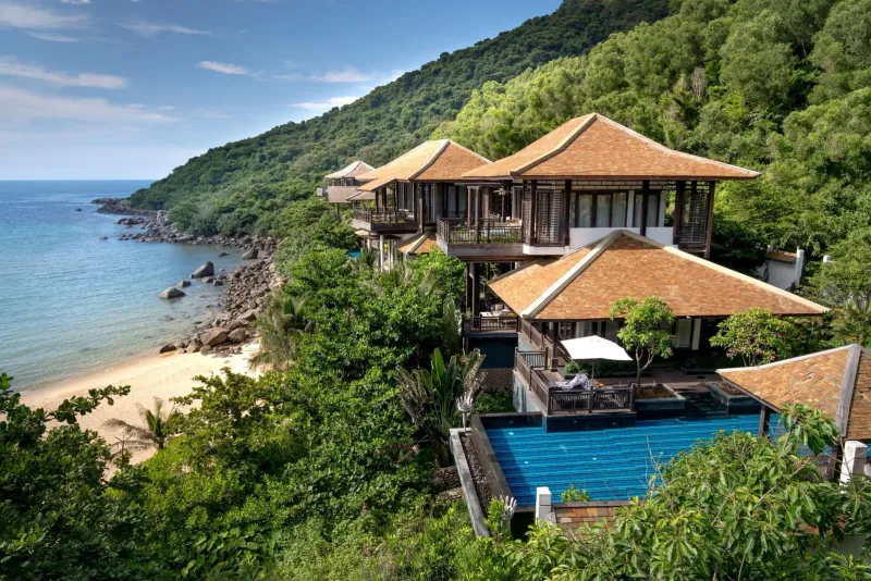 Renting a Private Pool Villa in Koh Samui — Areas, Prices, Pitfalls