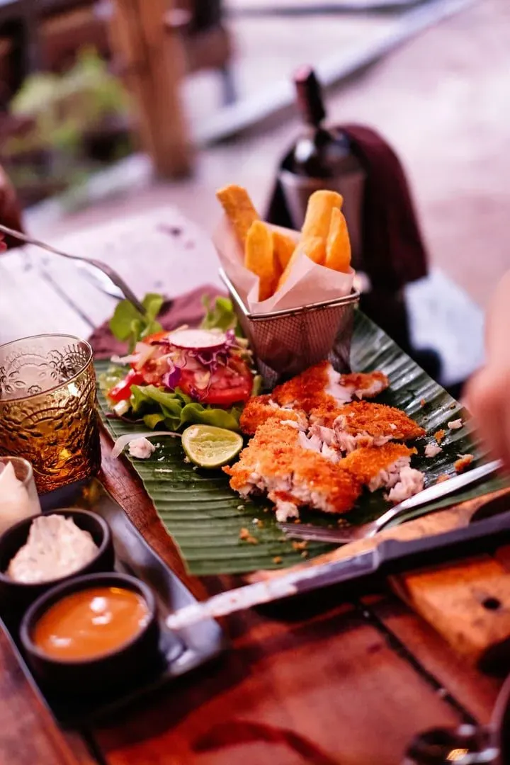 Fresh seafood plate served on an outdoor table at a Koh Samui seafood restaurant