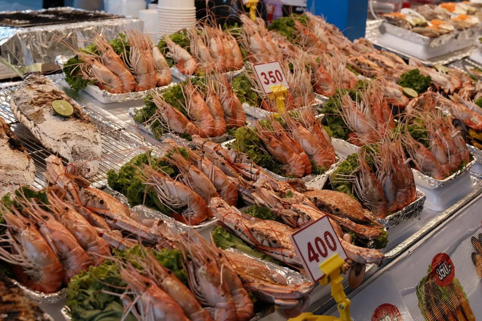 Street Food & Seafood in Koh Samui — Where Locals Eat