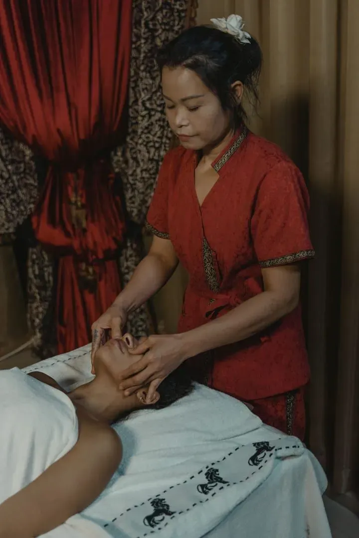 Facial massage treatment offered at a mid-range Koh Samui day spa