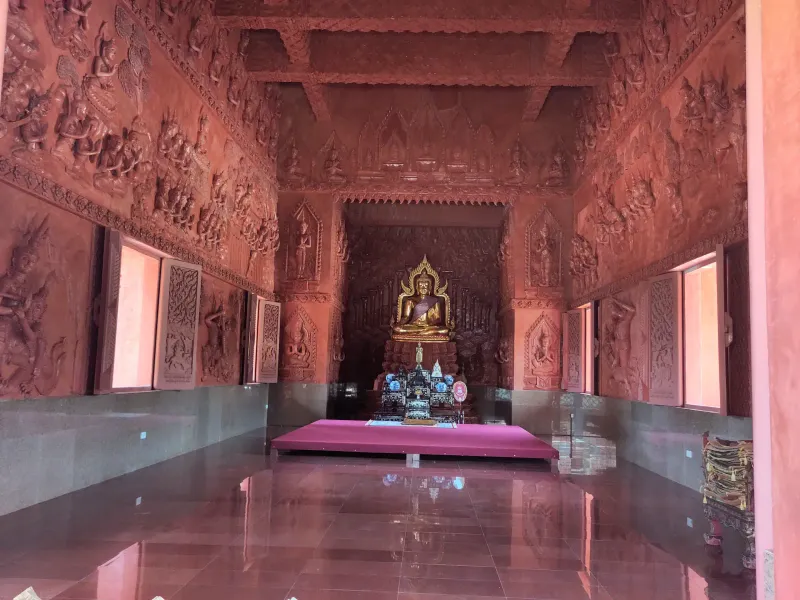Interior of Wat Sila Ngu, the red-sandstone-style Hua Thanon temple a short walk from Krua Chao Baan, Koh Samui