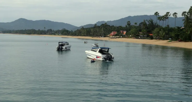 Lomprayah Pier, Maenam Beach, Koh Samui — Ansicht 6