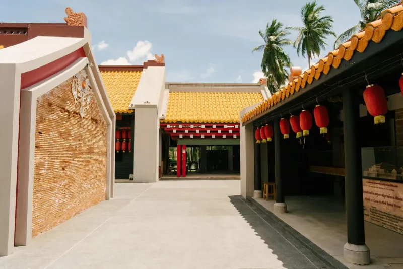 Wat Lamai temple building and grounds on Koh Samui