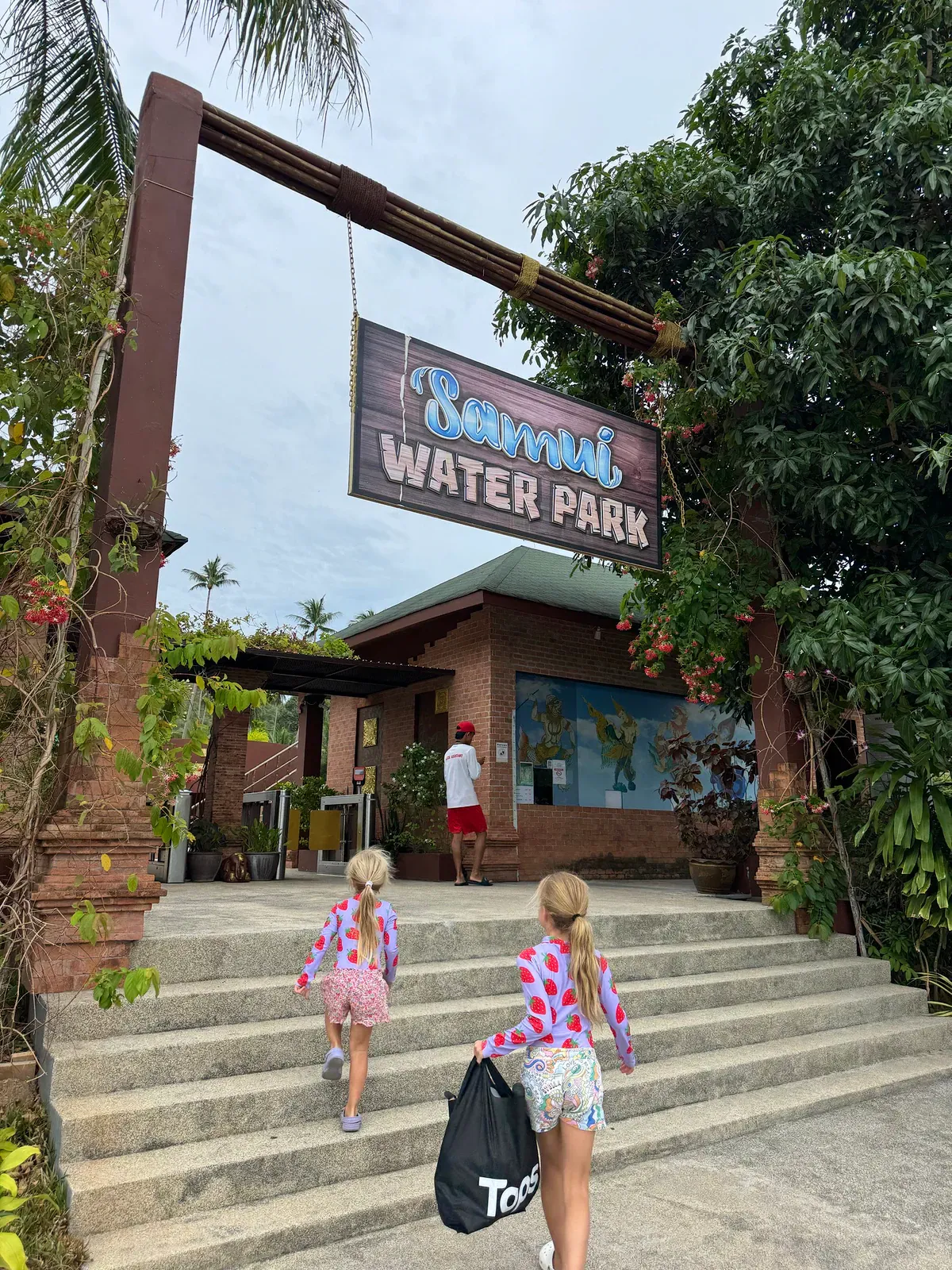 Samui Water Park, Maenam — Slides, Prices and Is It Still Open?