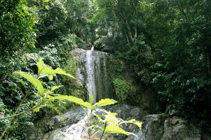 Tan Rua Wasserfall, die Secret Falls von Maenam