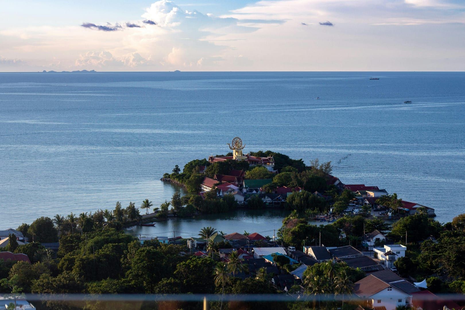 Ocean view from the Guam Im Shrine clifftop Samui