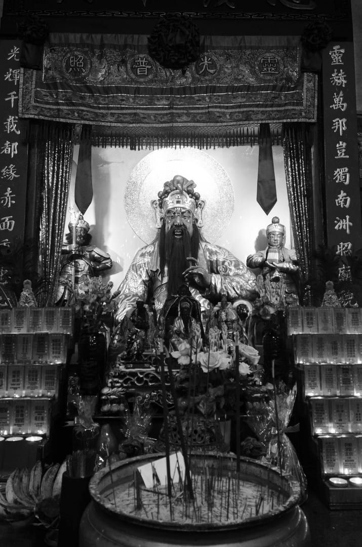 Guan Yu Shrine Koh Samui massive bronze statue