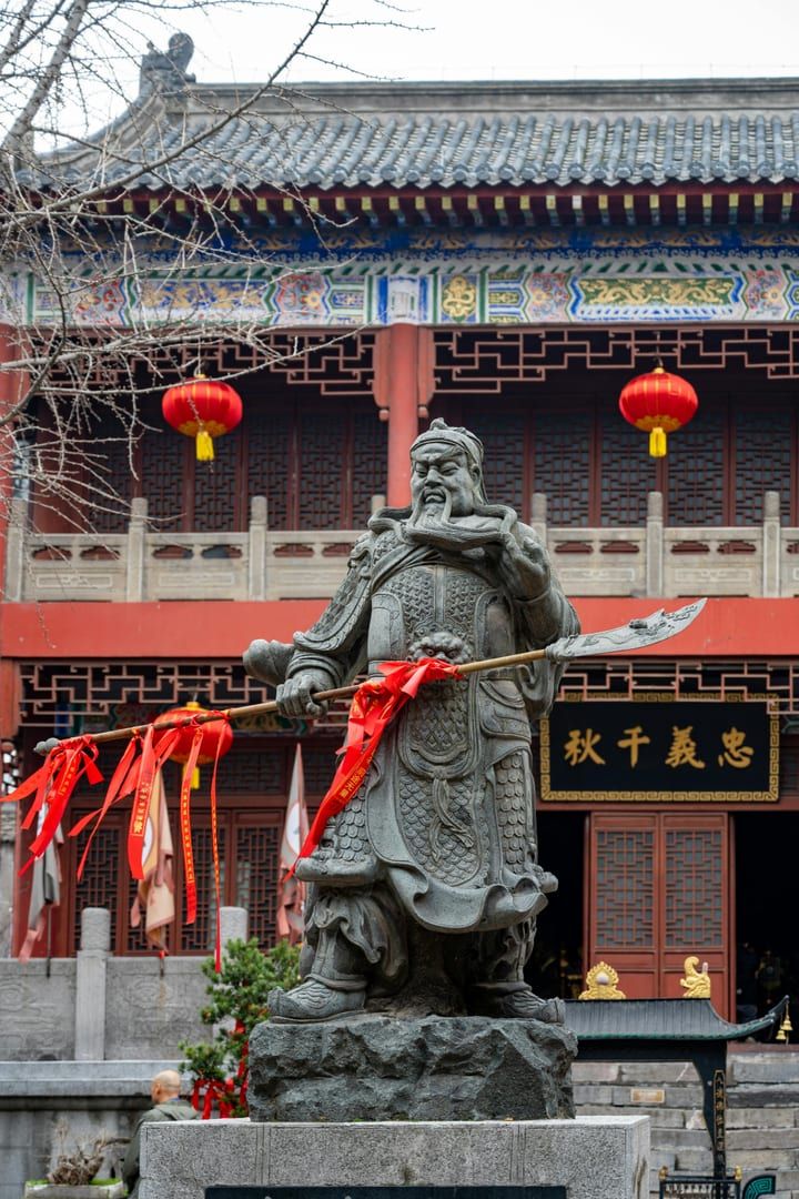Side view of the 16-meter bronze Guan Yu statue